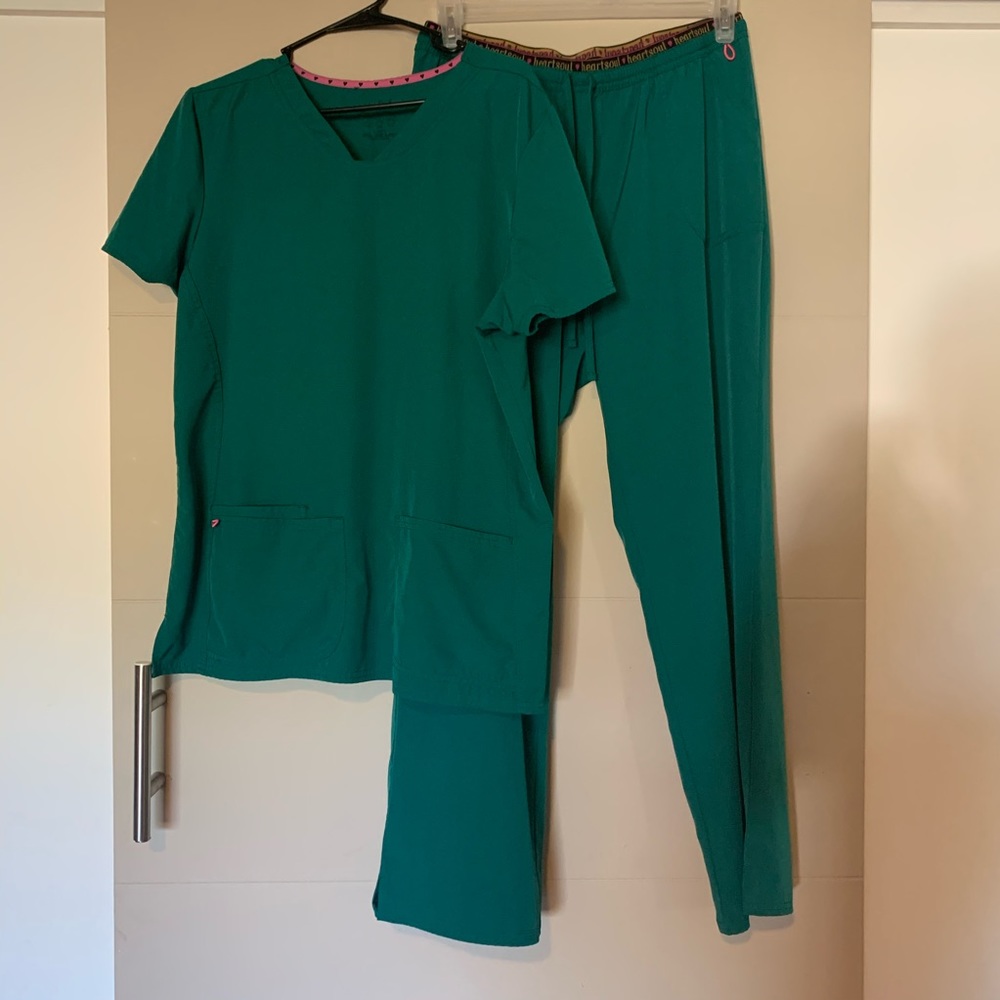 Green HeartSoul Scrub Set